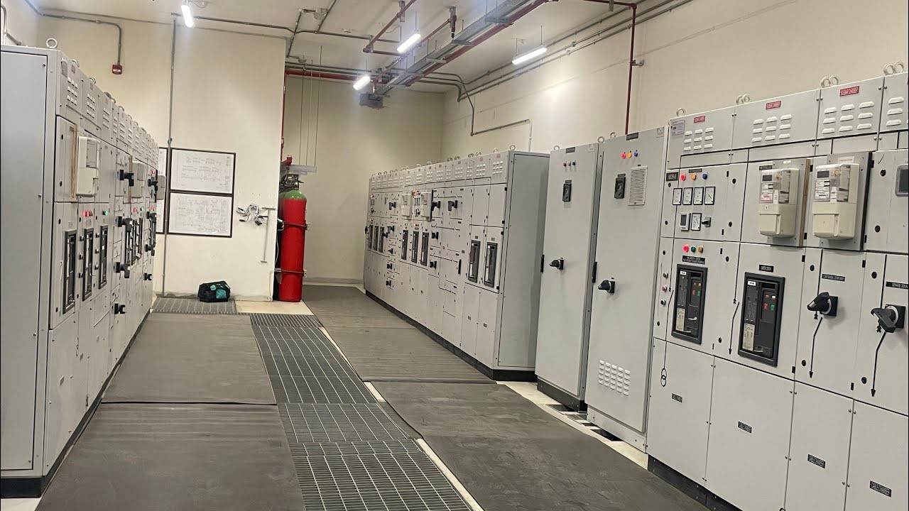 MDB and SMDB panel room at a Jubail industrial facility by White Dream