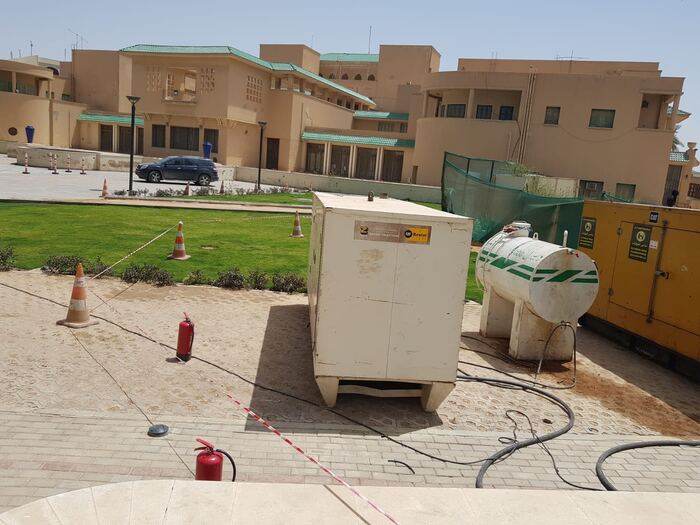 White Dream generator and fuel tank installed on a remote industrial site