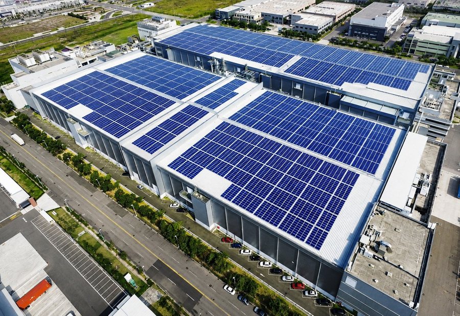 White Dream solar installation for government infrastructure in Saudi Arabia